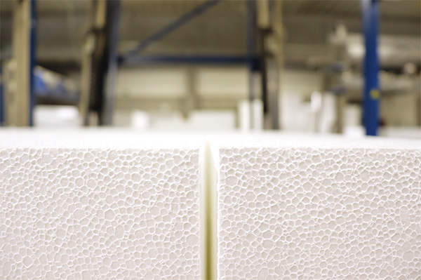 Styropor Schnittkante